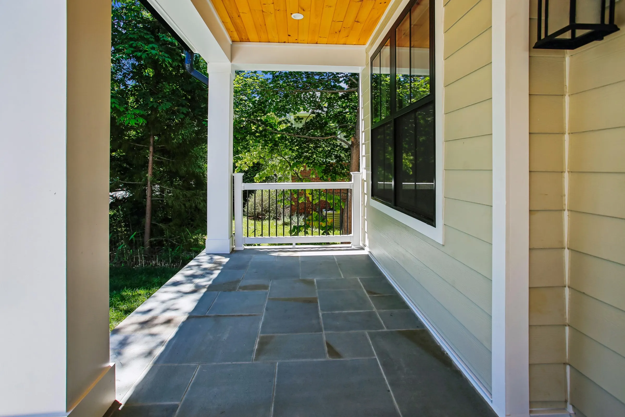 Porch at 6003 Melvern Dr