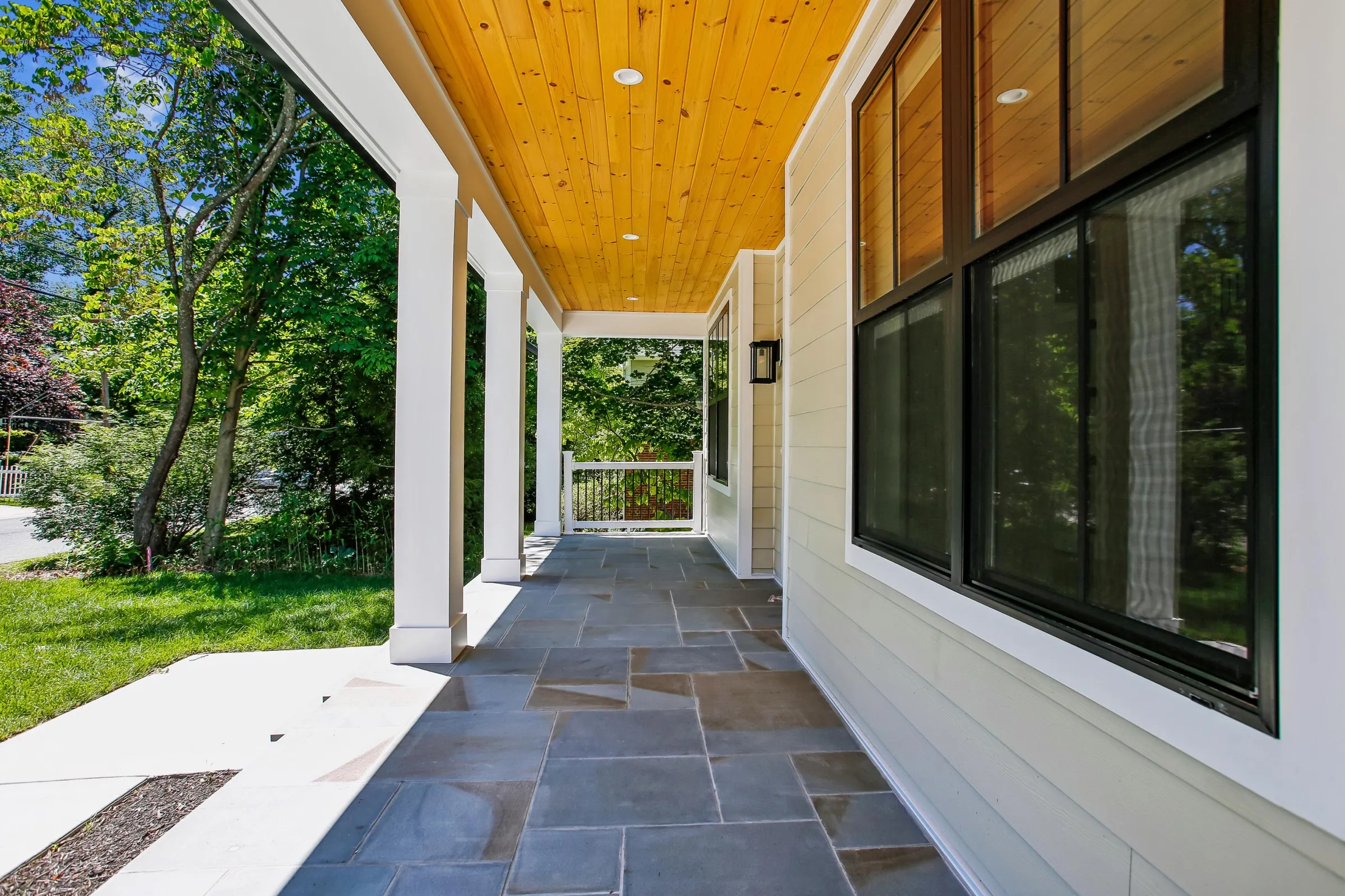 Porch at 6003 Melvern Dr