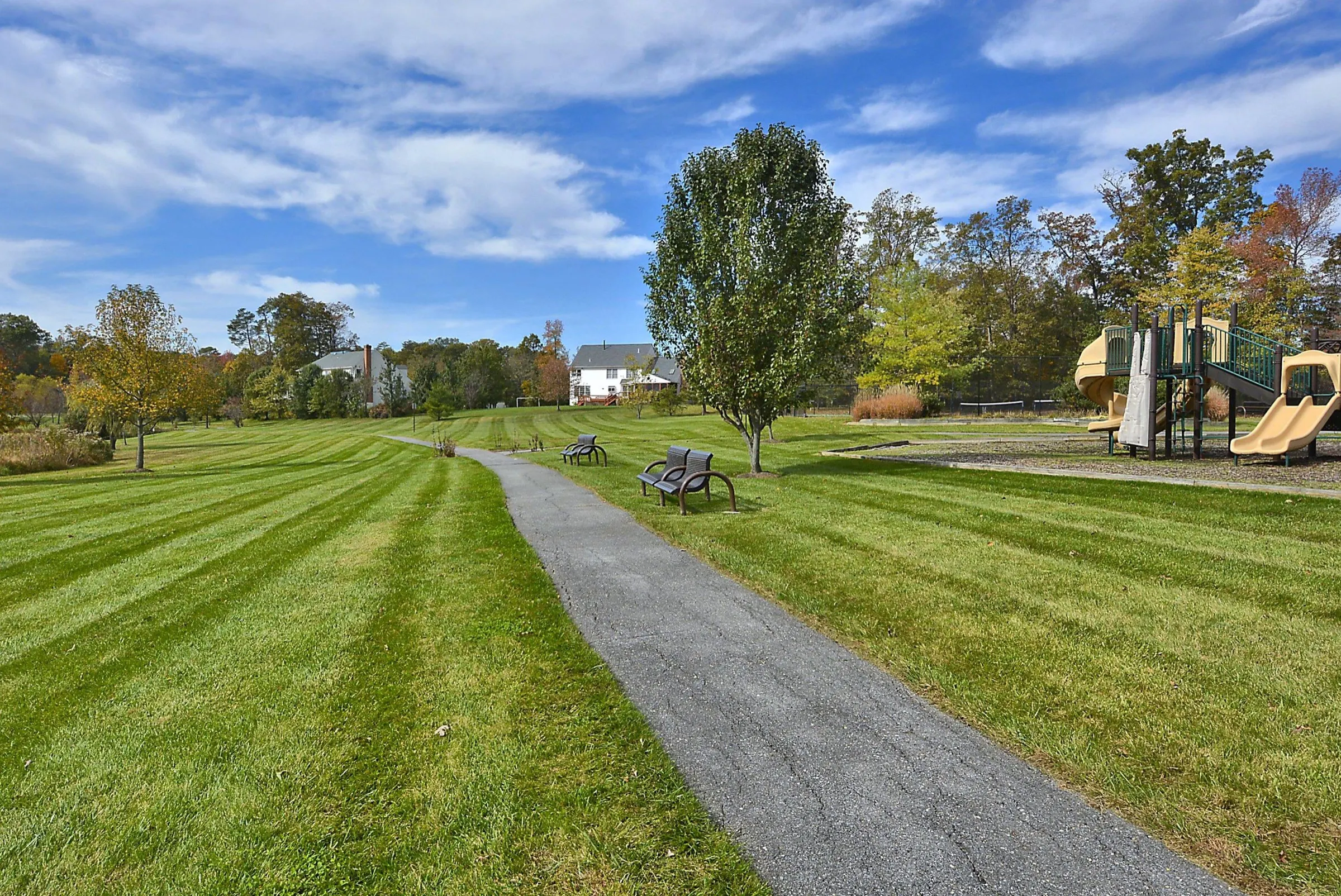 Wyngate trail at 6003 Melvern Dr