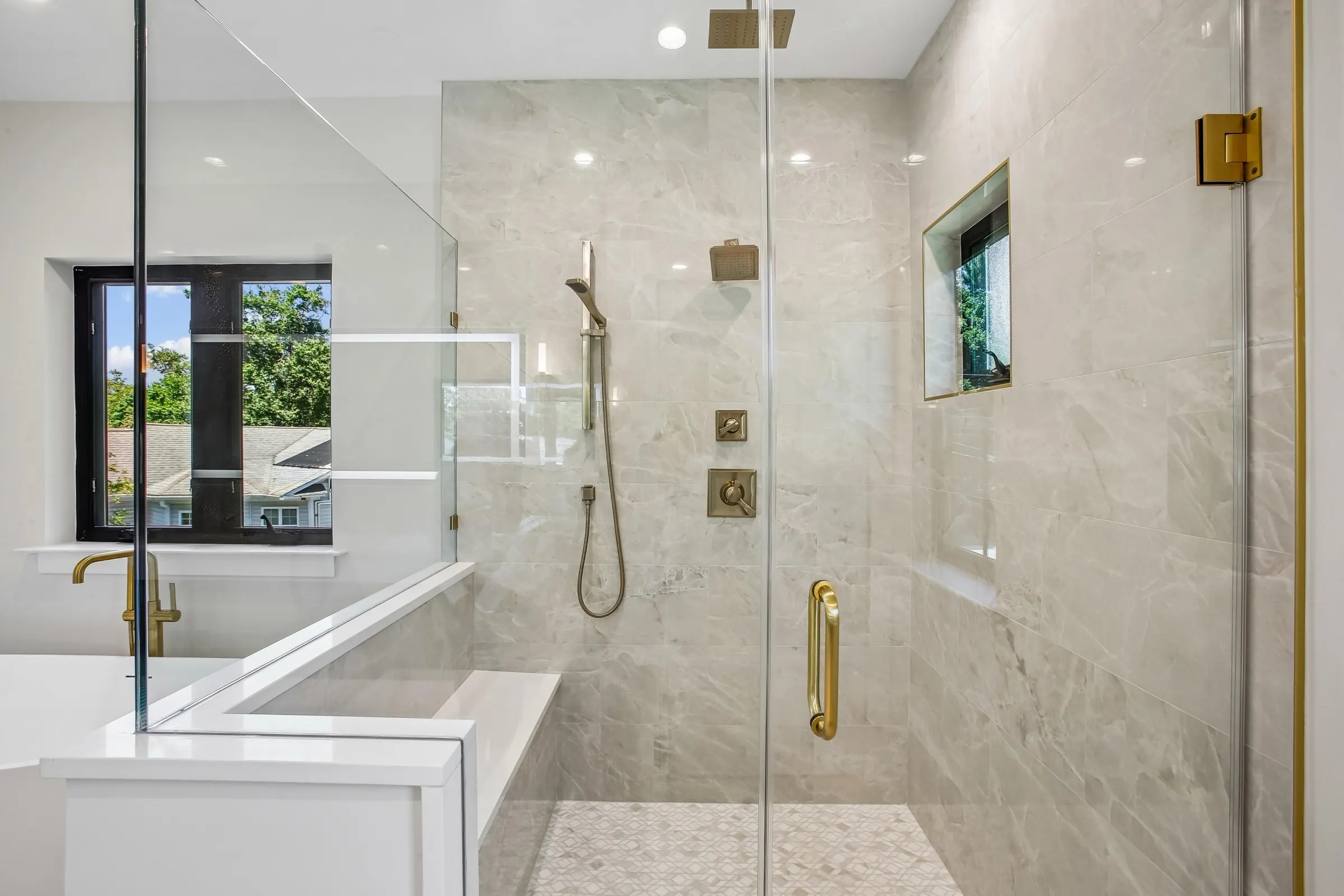 Shower at 6003 Melvern Dr