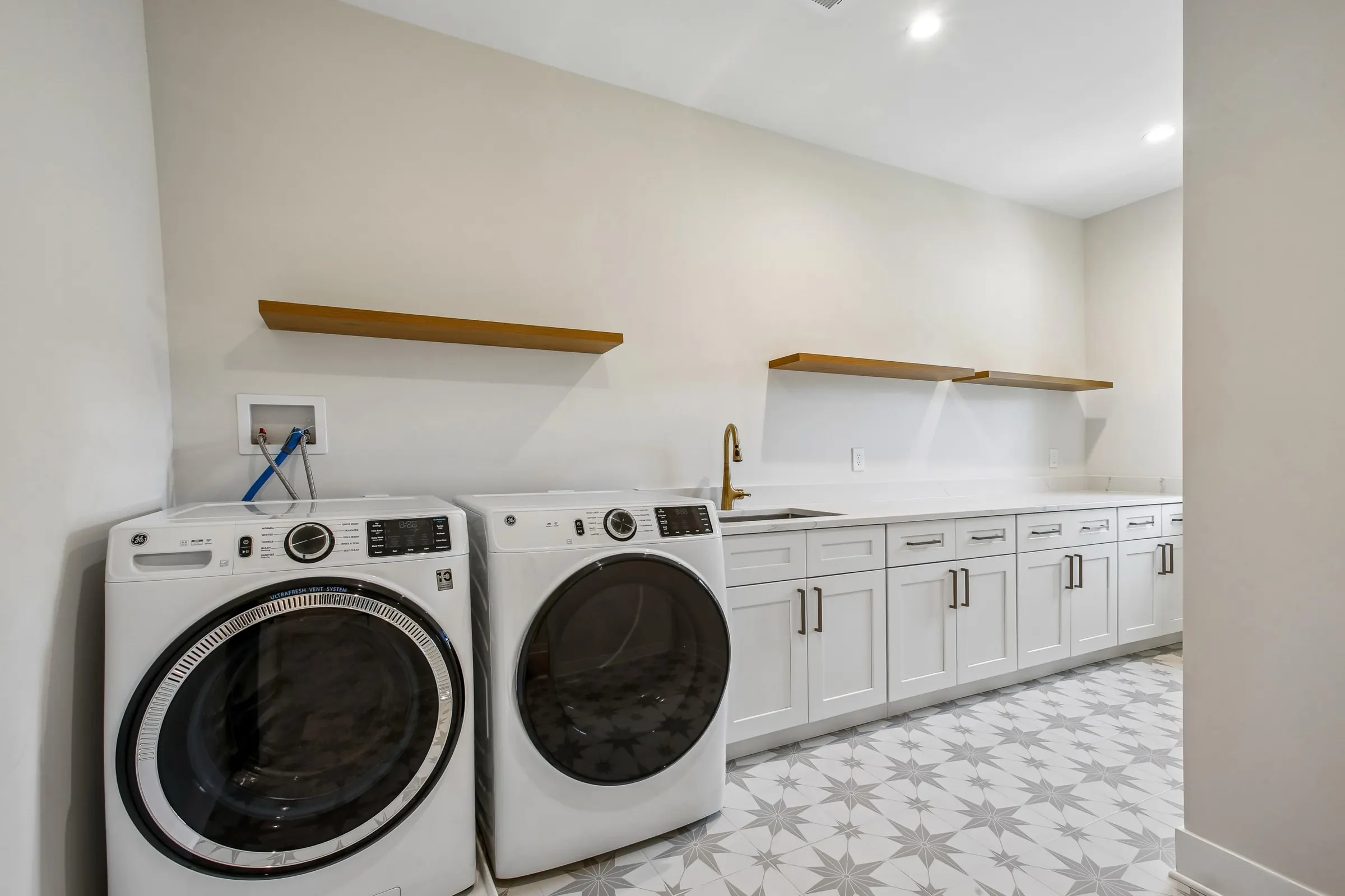 Laundry at 6003 Melvern Dr