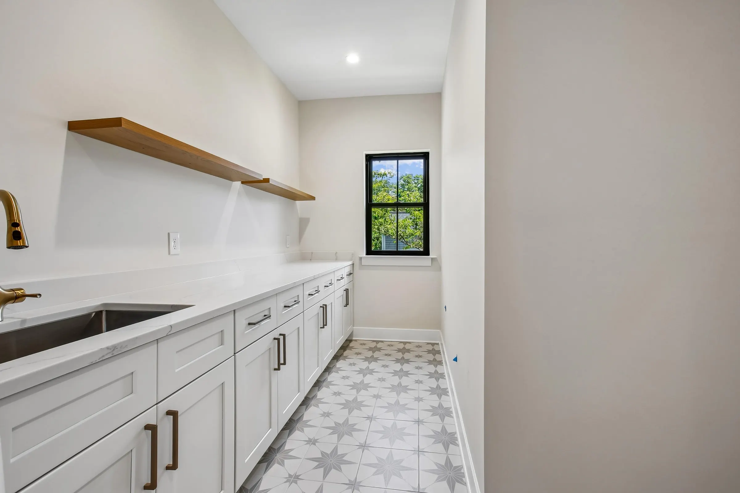 Laundry at 6003 Melvern Dr